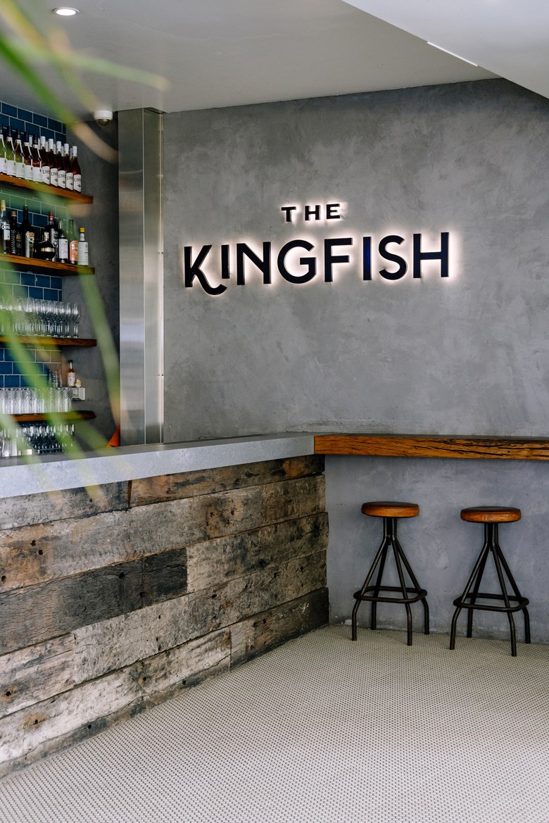 the kingfish honeysuckle seafood restaurant newcastle nsw