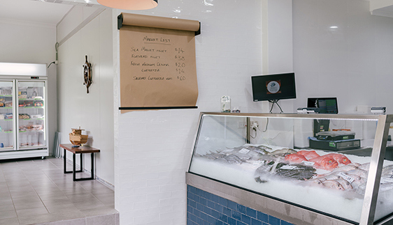 shanes seafood retail shop carey bay lake macquarie