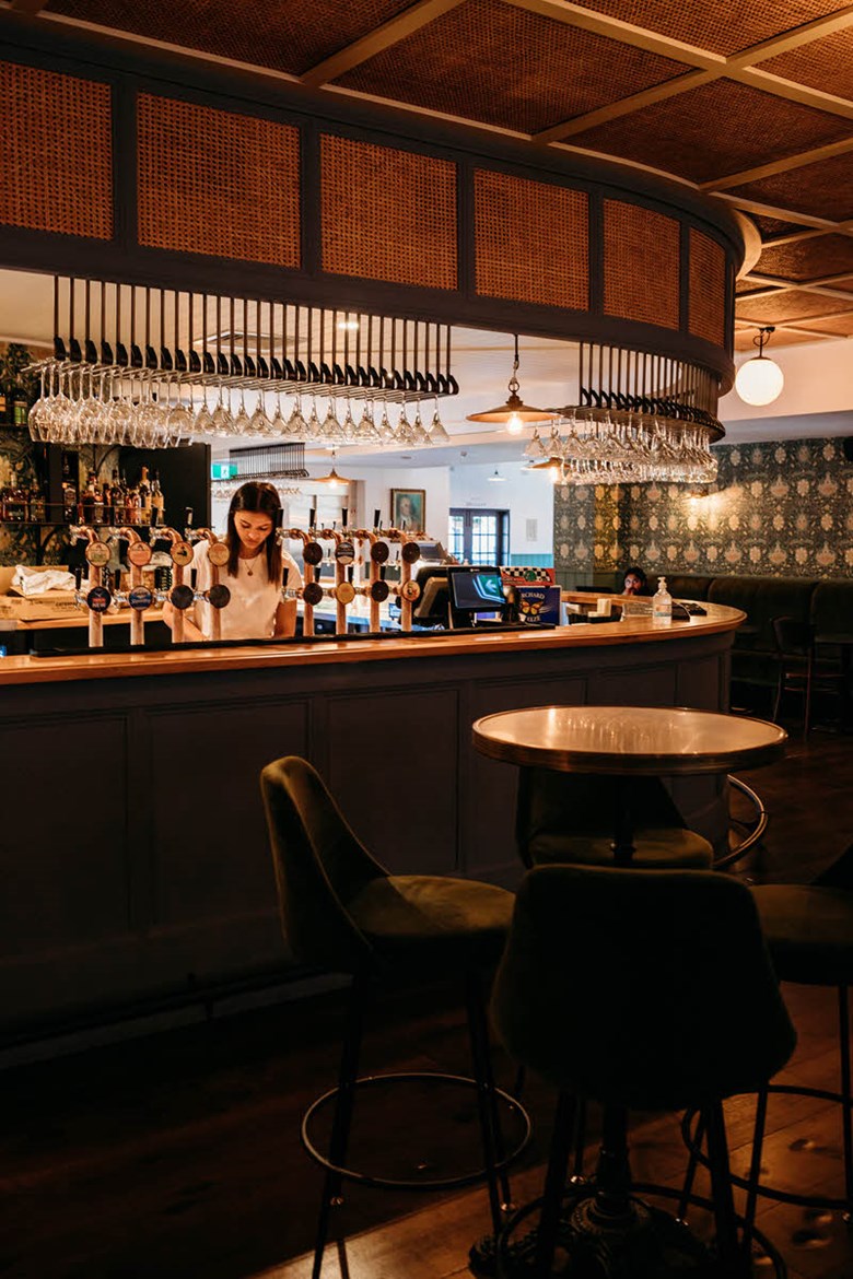 the exchange hotel restaurant bar beaumont street hamilton newcastle nsw