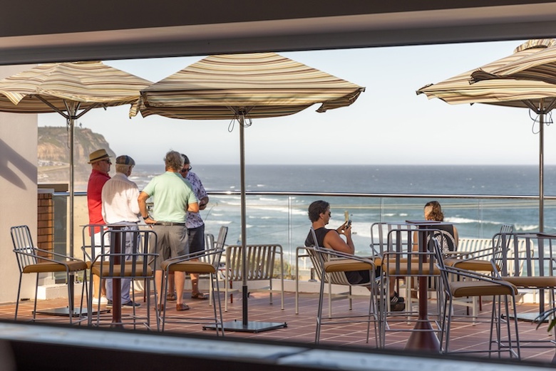 peregrin restaurant the beach hotel merewether