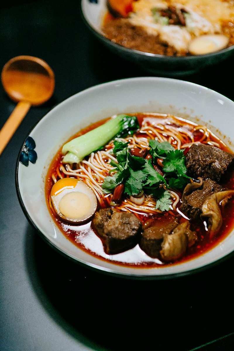 where to eat and drink in hamilton