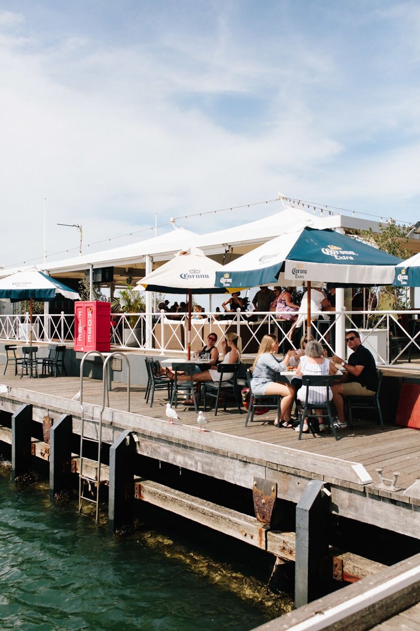 waterside dining venues newcastle lake macquarie port stephens central coast nsw