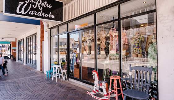 the retro wardrobe vintage store beaumont st hamilton newcastle