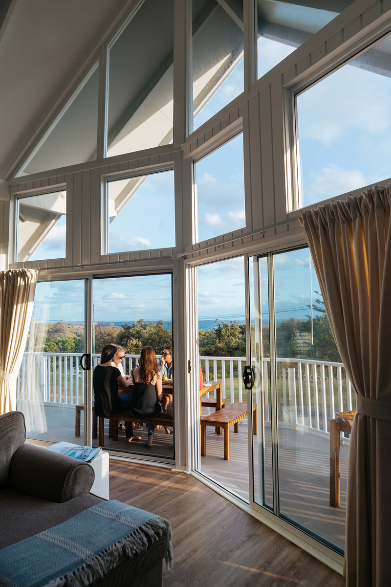 waterfront accommodation port stephens nsw