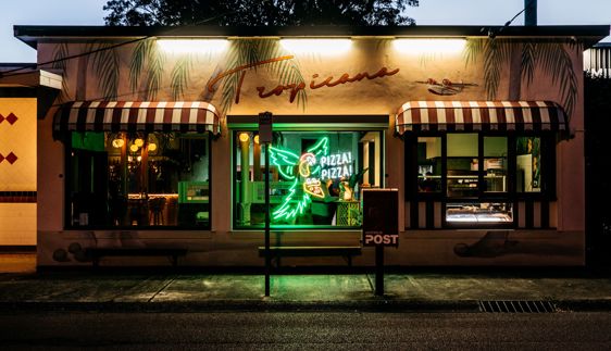 Tropicana Pizza Pizza, Woy Woy