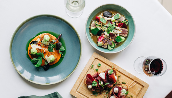 wharf 350 restaurant rydges newcastle nsw