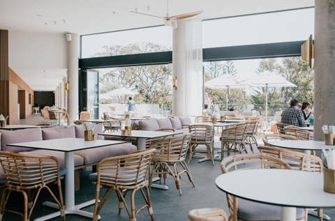 port stephens summer drinking spots