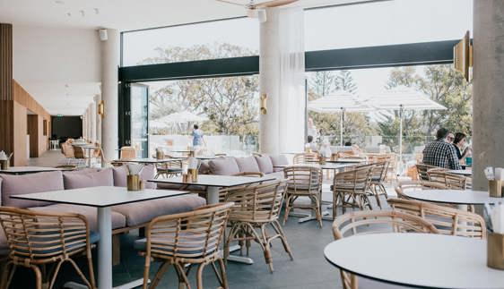 port stephens summer drinking spots