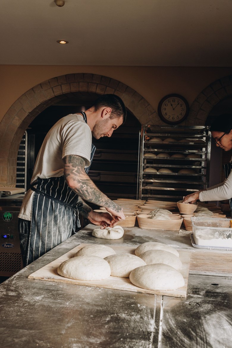 rise artisan bakery ettalong