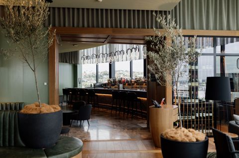 crystalbrook kingsley five-star hotel accommodation newcastle 
