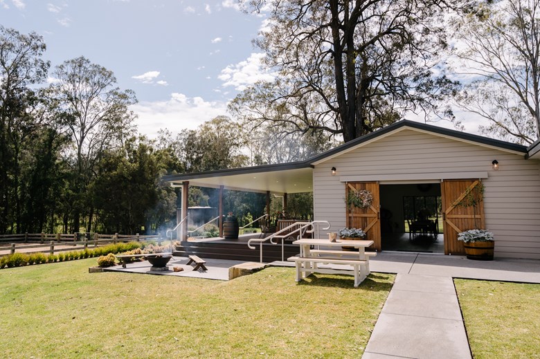 discover the port stephens hinterland nsw