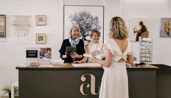 artisan collective artist run initiative nelson bay port stephens nsw