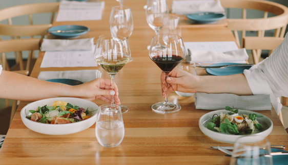 esca bimbadgen vineyard restaurant with views