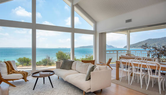 waterfront accommodation port stephens nsw
