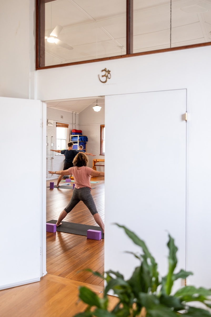 iyengar yoga school hamilton newcastle nsw