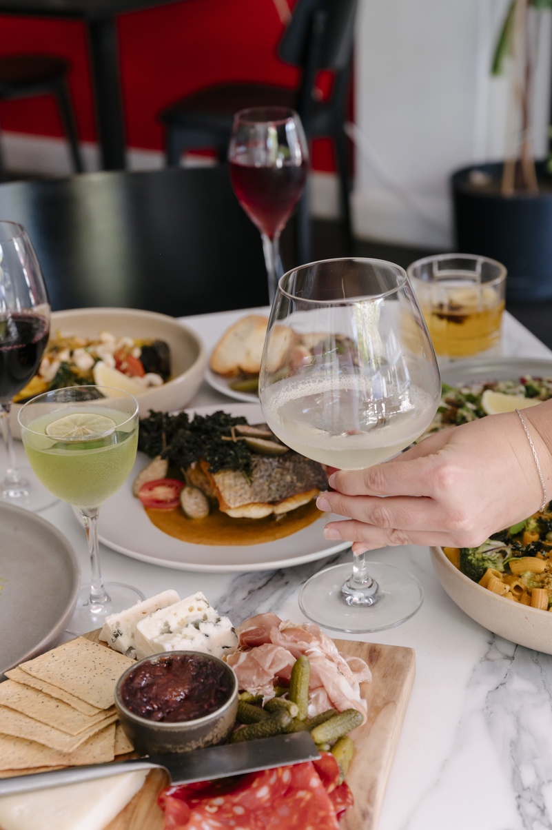 urban restaurant and wine bar darby street cooks hill newcastle nsw