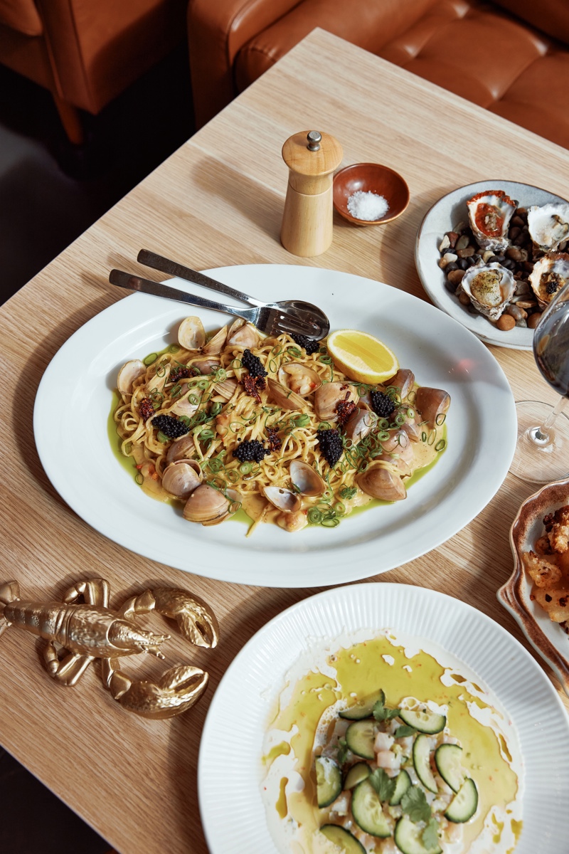 thermidor oyster bar brasserie honeysuckle newcastle nsw