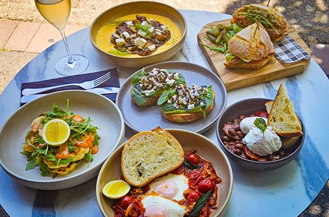 weekend brunch urban deli and bar darby street cooks hill newcastle nsw