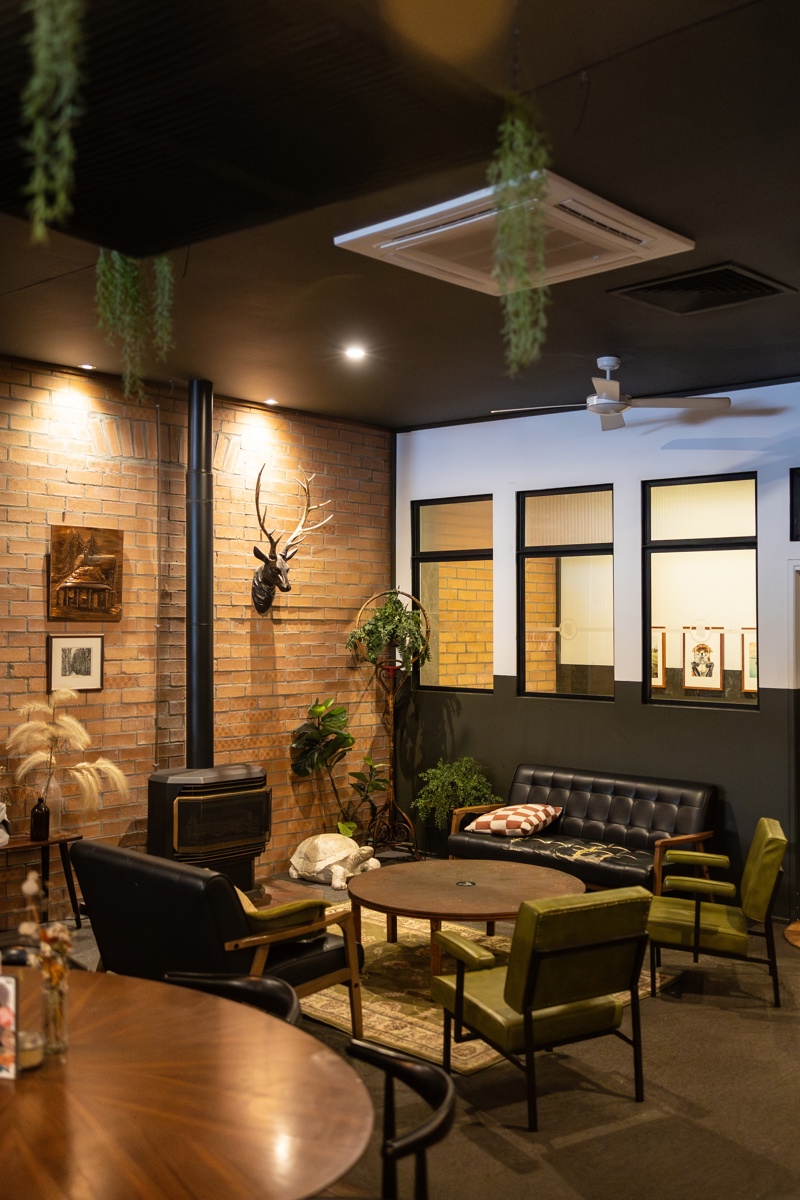 the whistler craft beer bar restaurant maitland