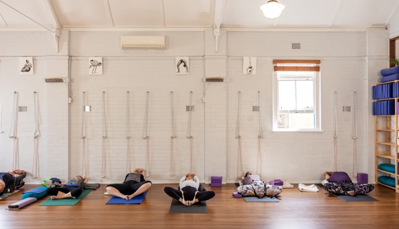 iyengar yoga school hamilton newcastle nsw