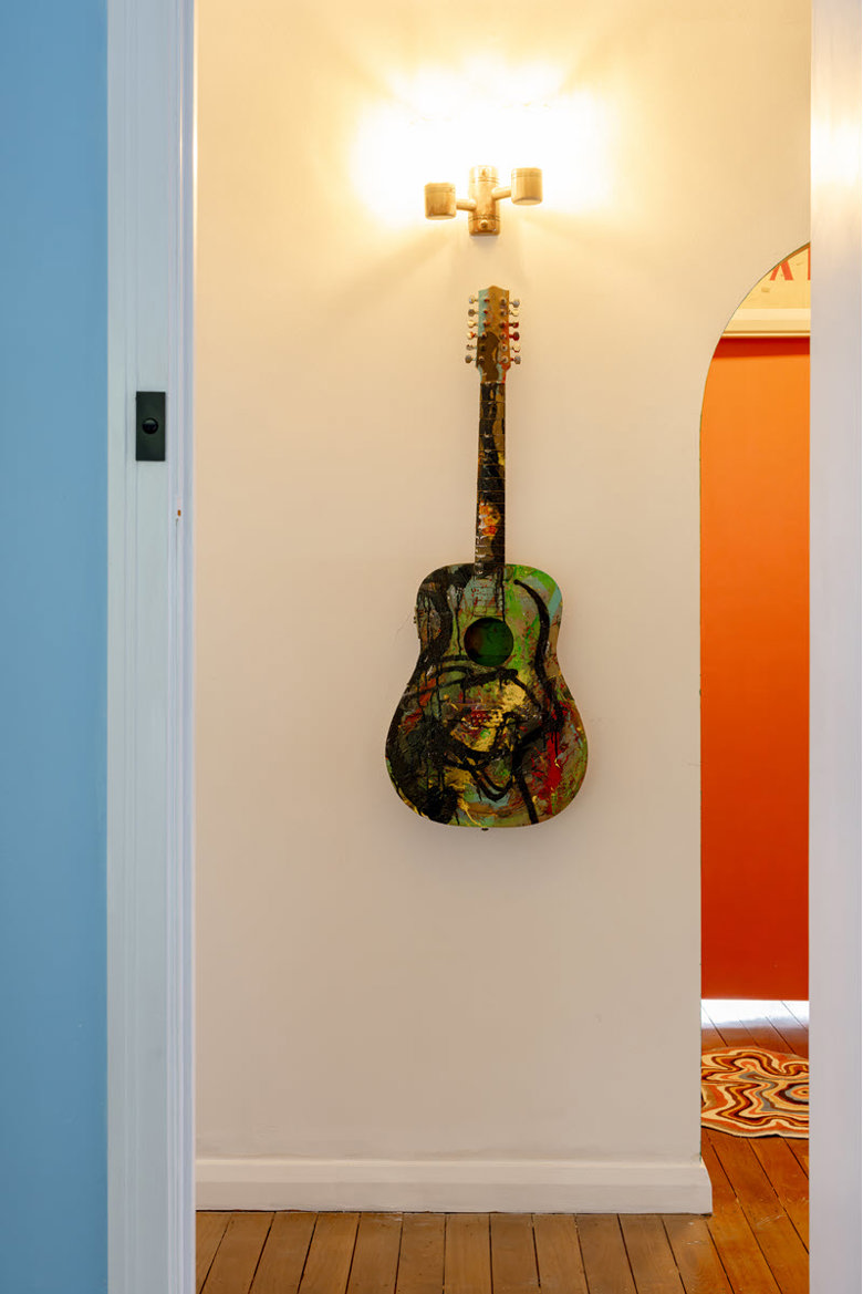 Daniel Johns Silverchair Airbnb