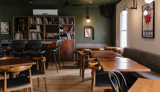 lolas cafe restaurant bar darby street cooks hill newcastle nsw
