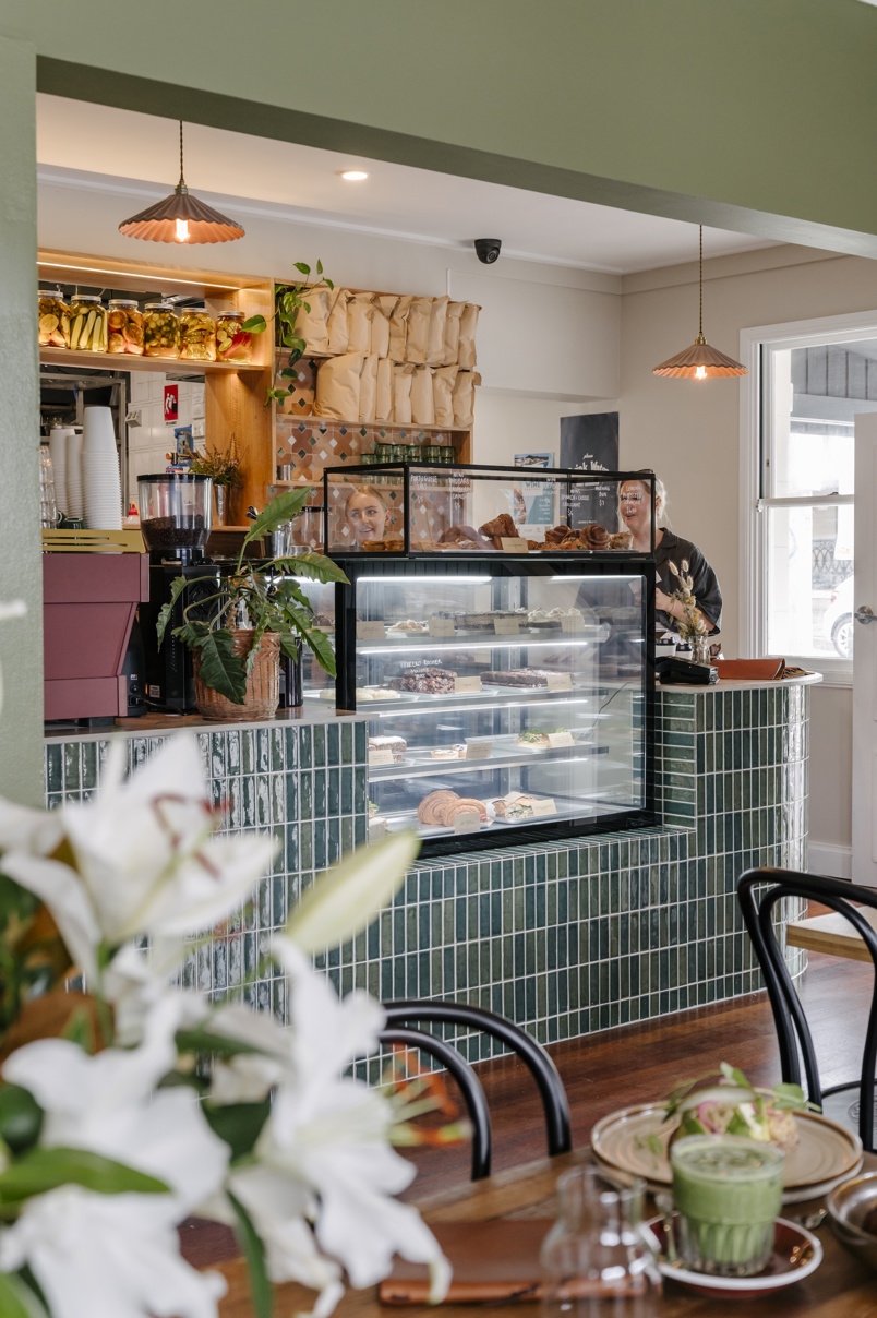 lolas cafe restaurant bar darby street cooks hill newcastle nsw