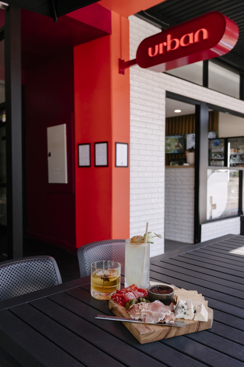 urban restaurant and wine bar darby street cooks hill newcastle nsw