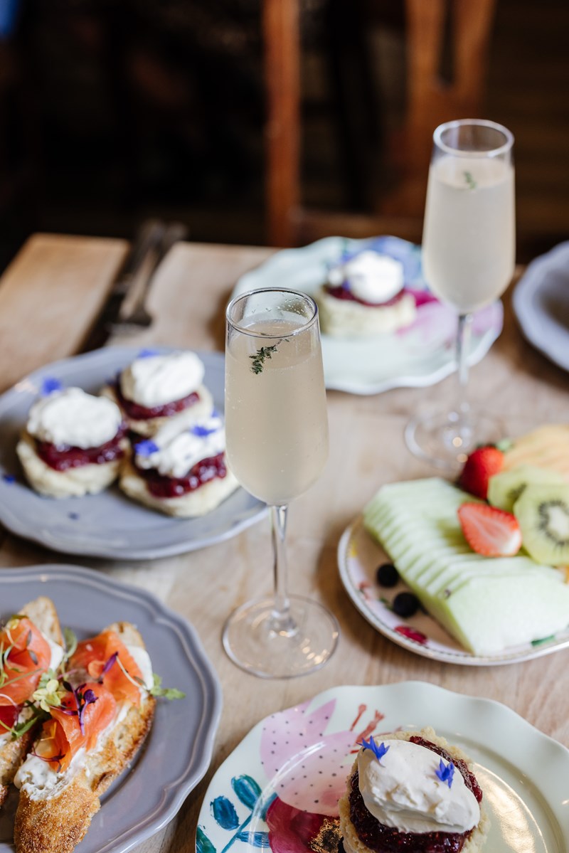 bottomless brunch autumn rooms darby st cooks hill newcastle nsw