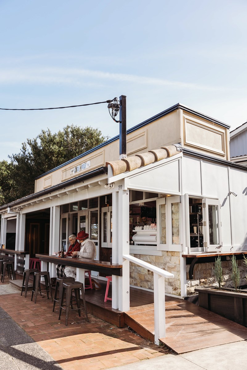 where to eat in ettalong beach central coast nsw