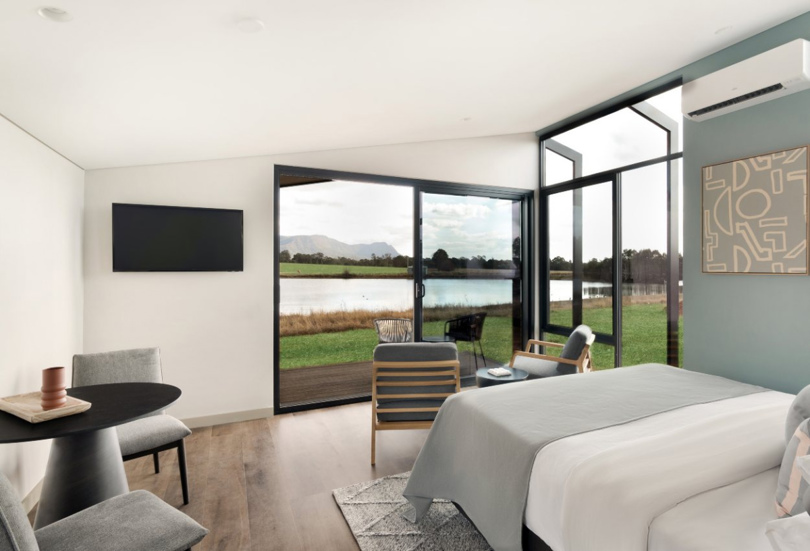 The Lane Retreat
