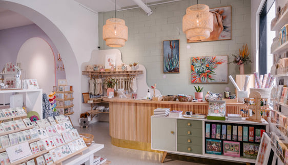 kwas studio painting experiences retail warners bay lake macquarie nsw